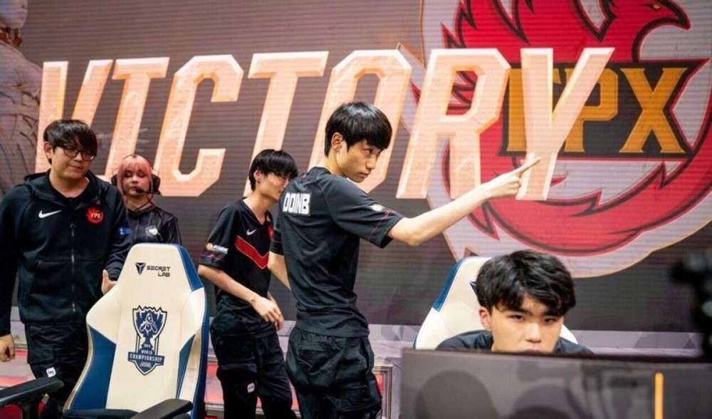 及时调整和 及时调整和