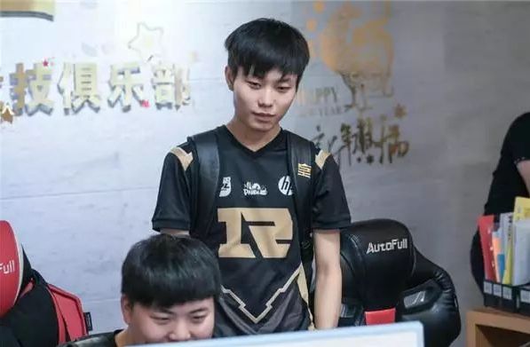 对英超更慢 对英超更慢